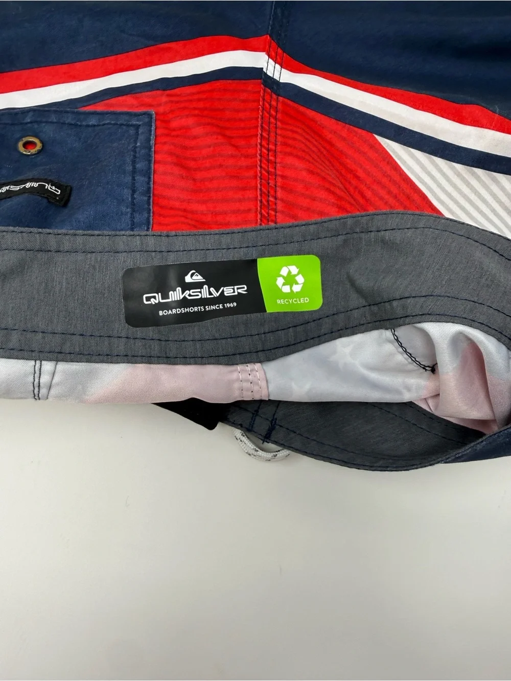 Quiksilver Men's Navy and Red American Flag Boardshorts